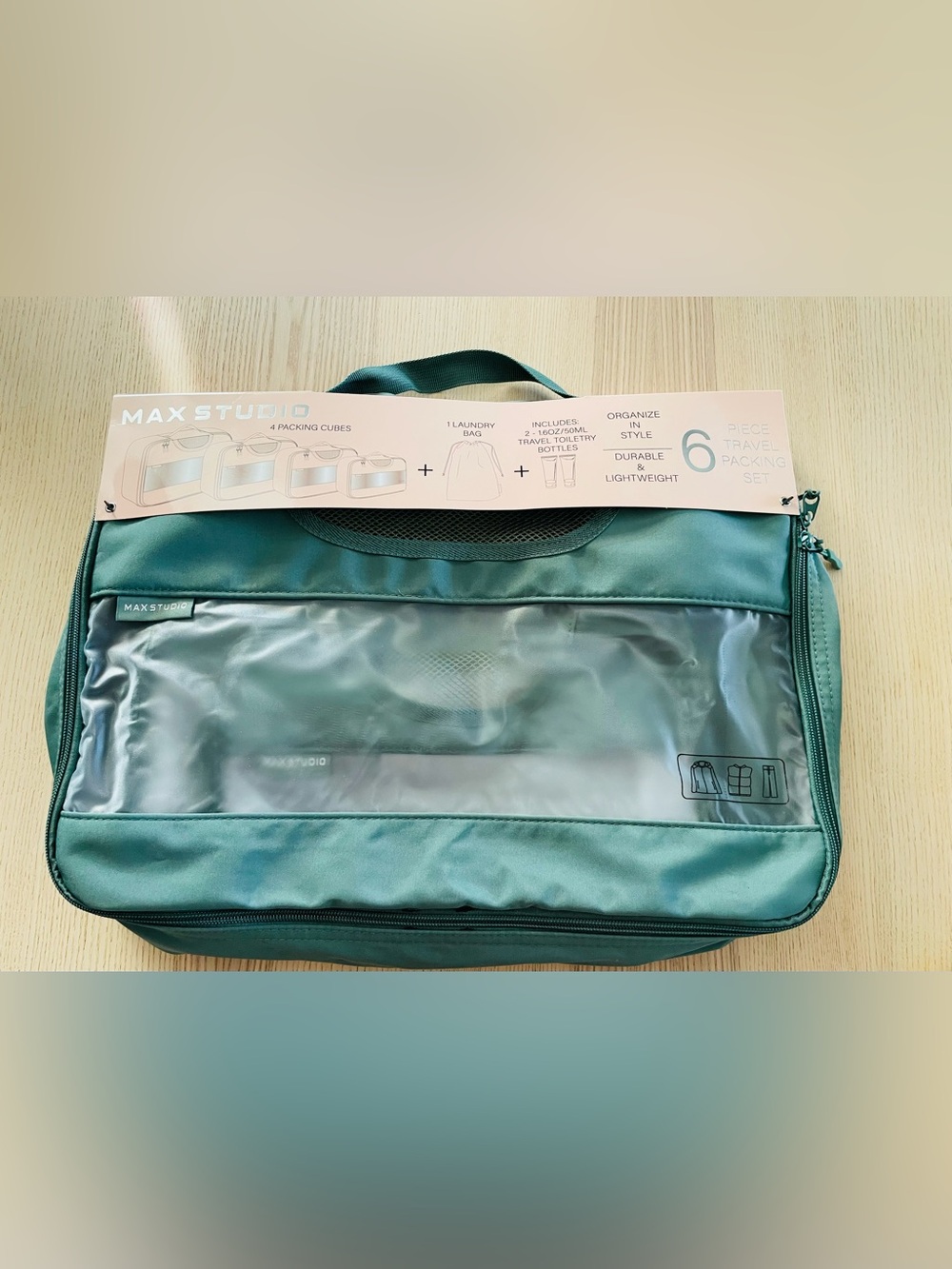 NWT green Max Studio 6-piece travel packing set: packing cubes, toiletry,bag